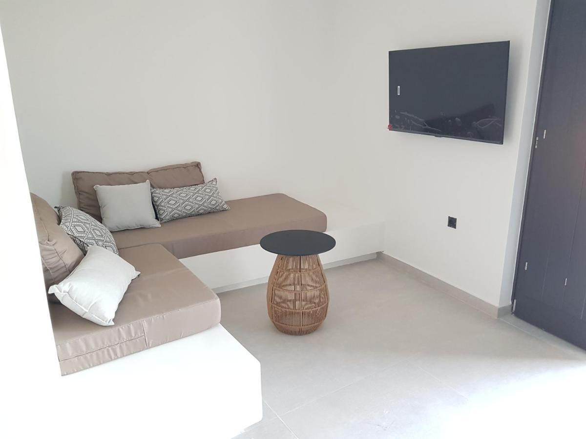 Mylithos Suites Monólithos Eksteriør billede