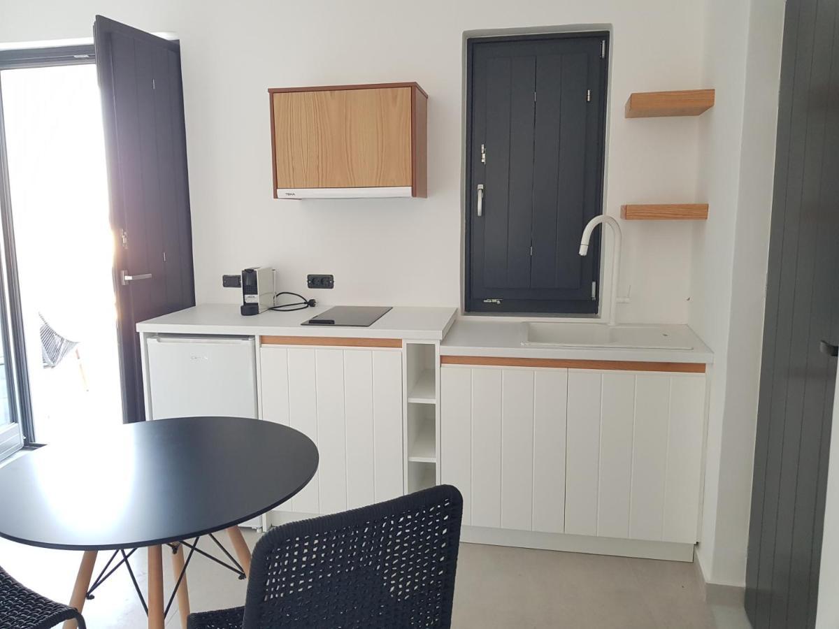 Mylithos Suites Monólithos Eksteriør billede